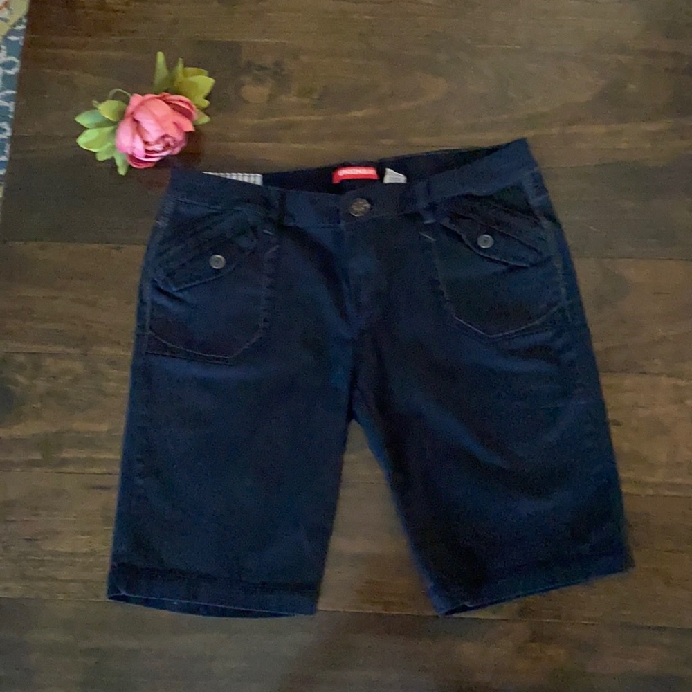 Like new! Black Stretch Long length shorts
